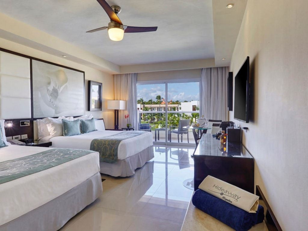 rooms-luxury-room-diamond-club