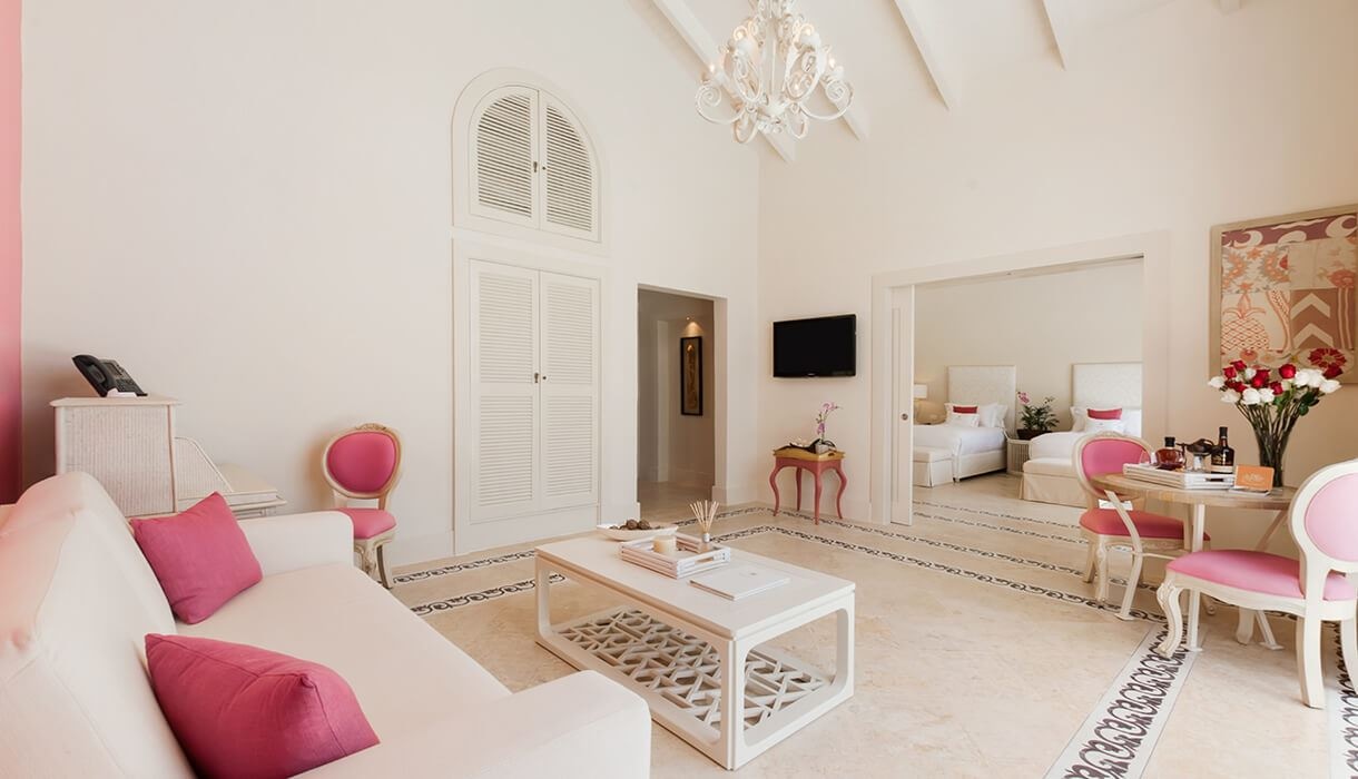 rooms-luxury-pool-one-bedroom-suite