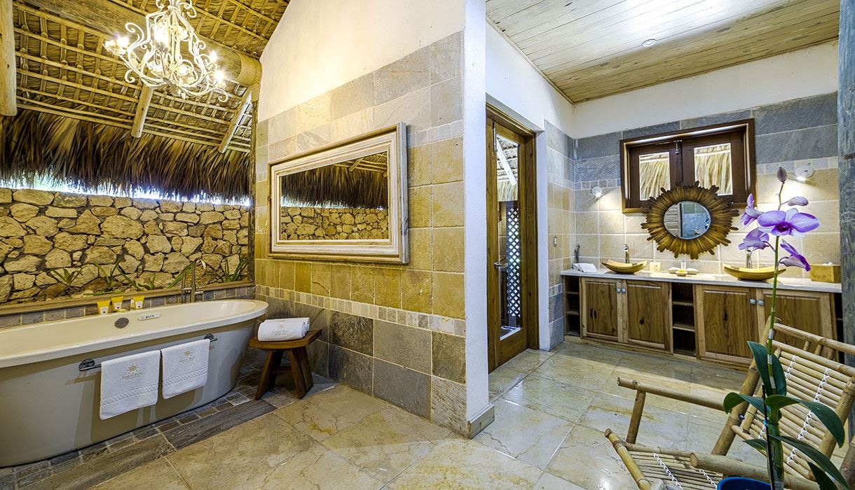 rooms-oceanfront-two-bedroom-bungalow