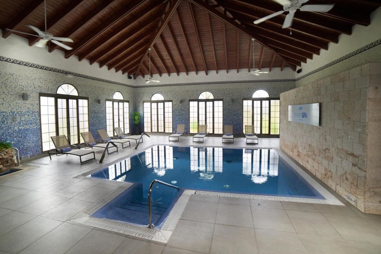 pools-indoor-pool