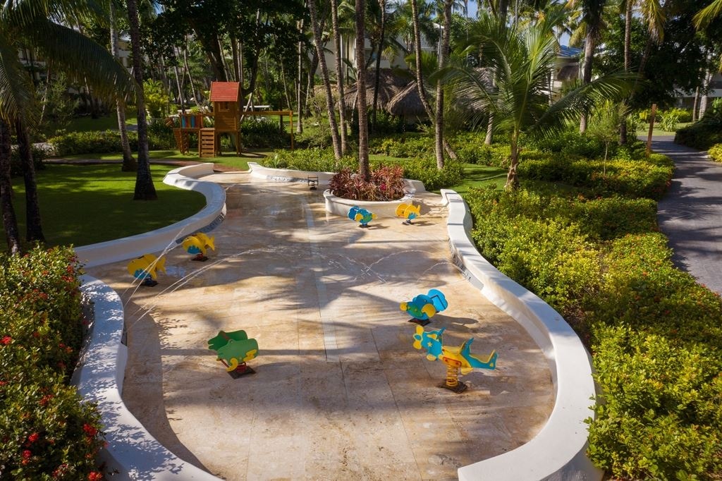 pools-outdoor-childrens-pool