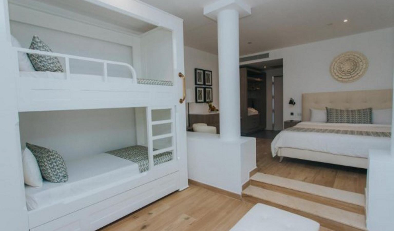 rooms-family-club-junior-suite