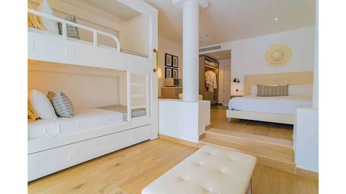rooms-family-club-junior-suite
