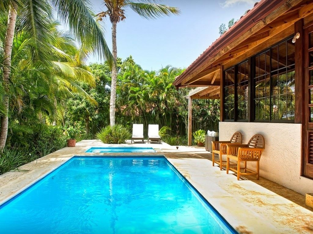 rooms-three-bedroom-garden-villa