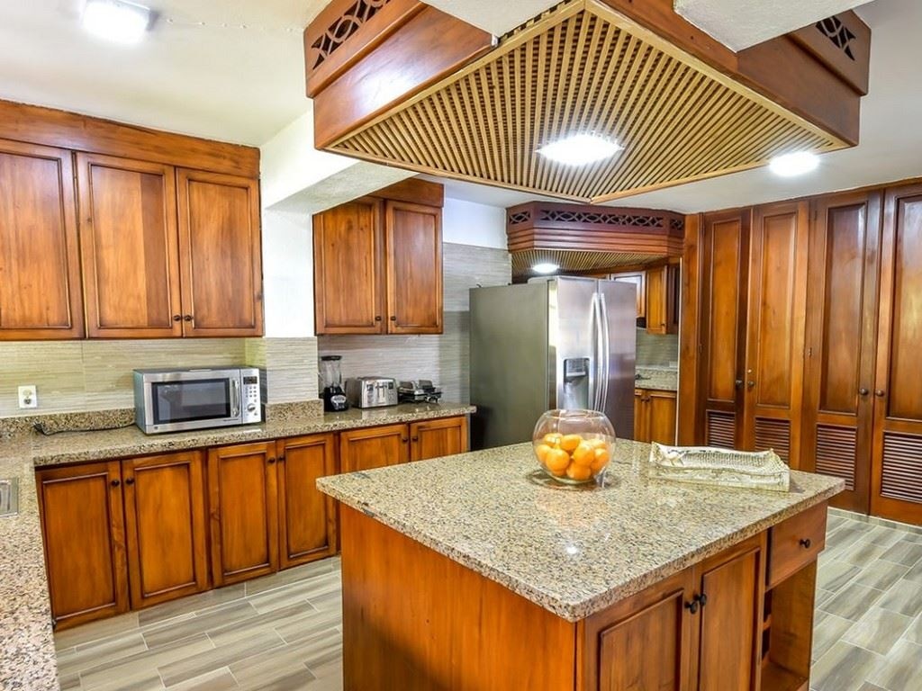 rooms-five-bedroom-classic-villa