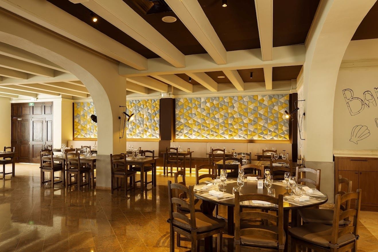 restaurants-terrace-tapas-and-lounge