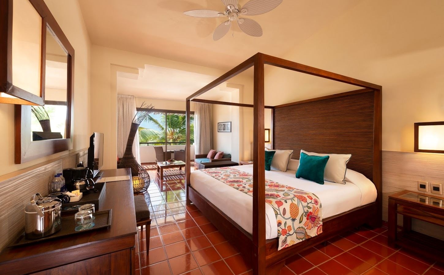 rooms-superior-junior-suite