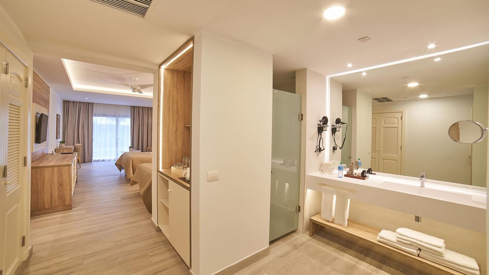 rooms-junior-suite-deluxe