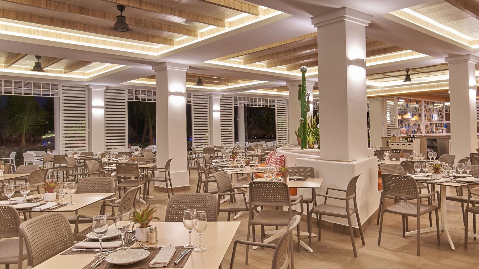 restaurants-