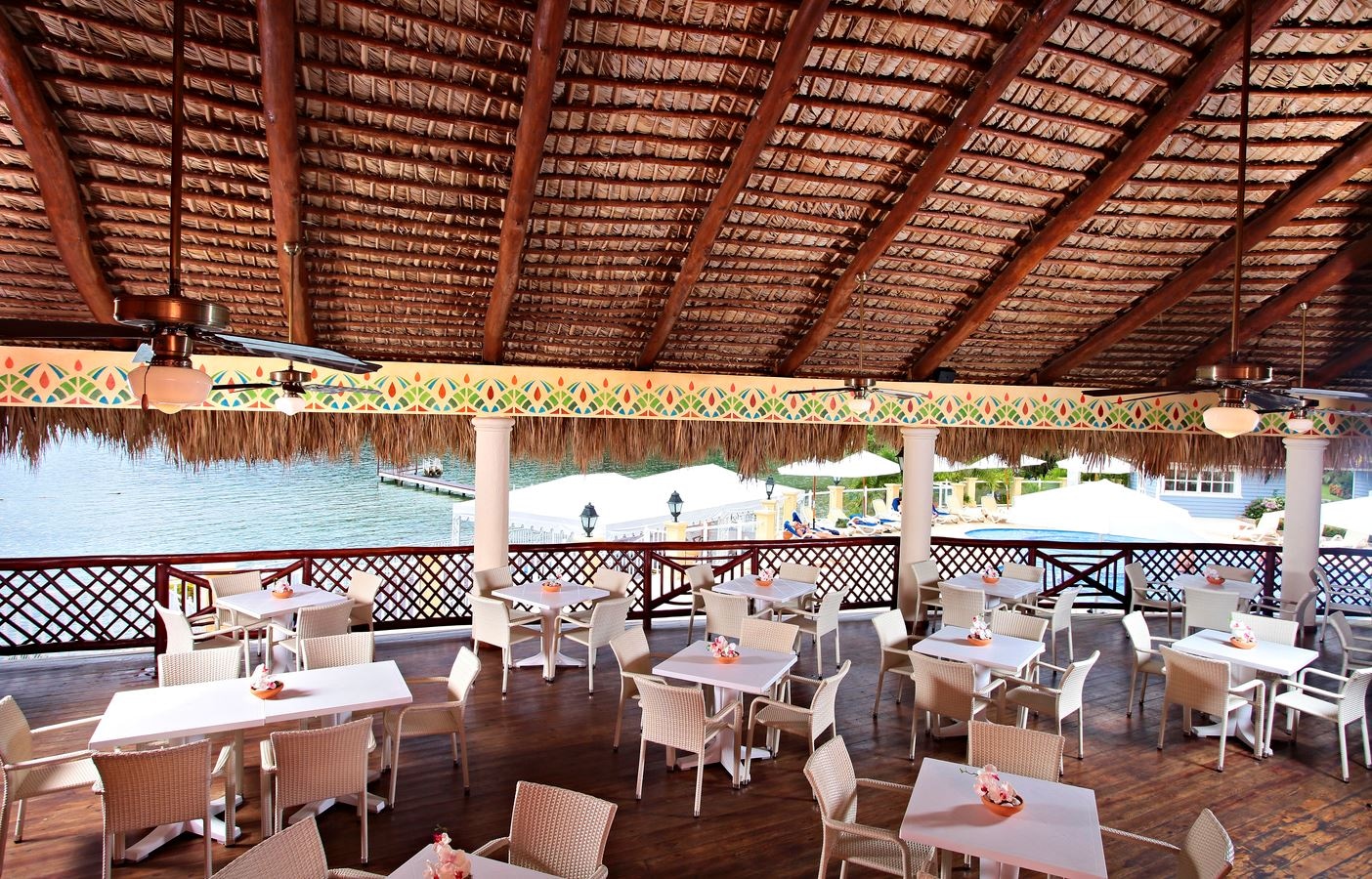 restaurants-beach-restaurant