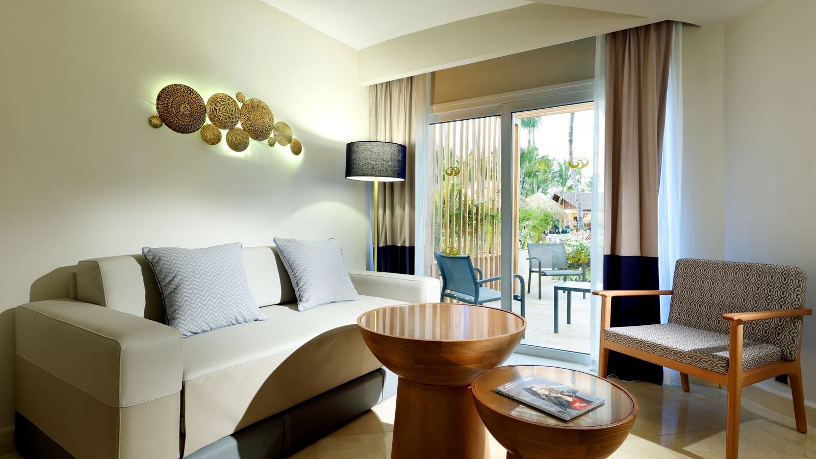 rooms-junior-suite-garden-view