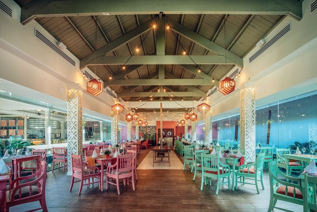 restaurants-restaurants