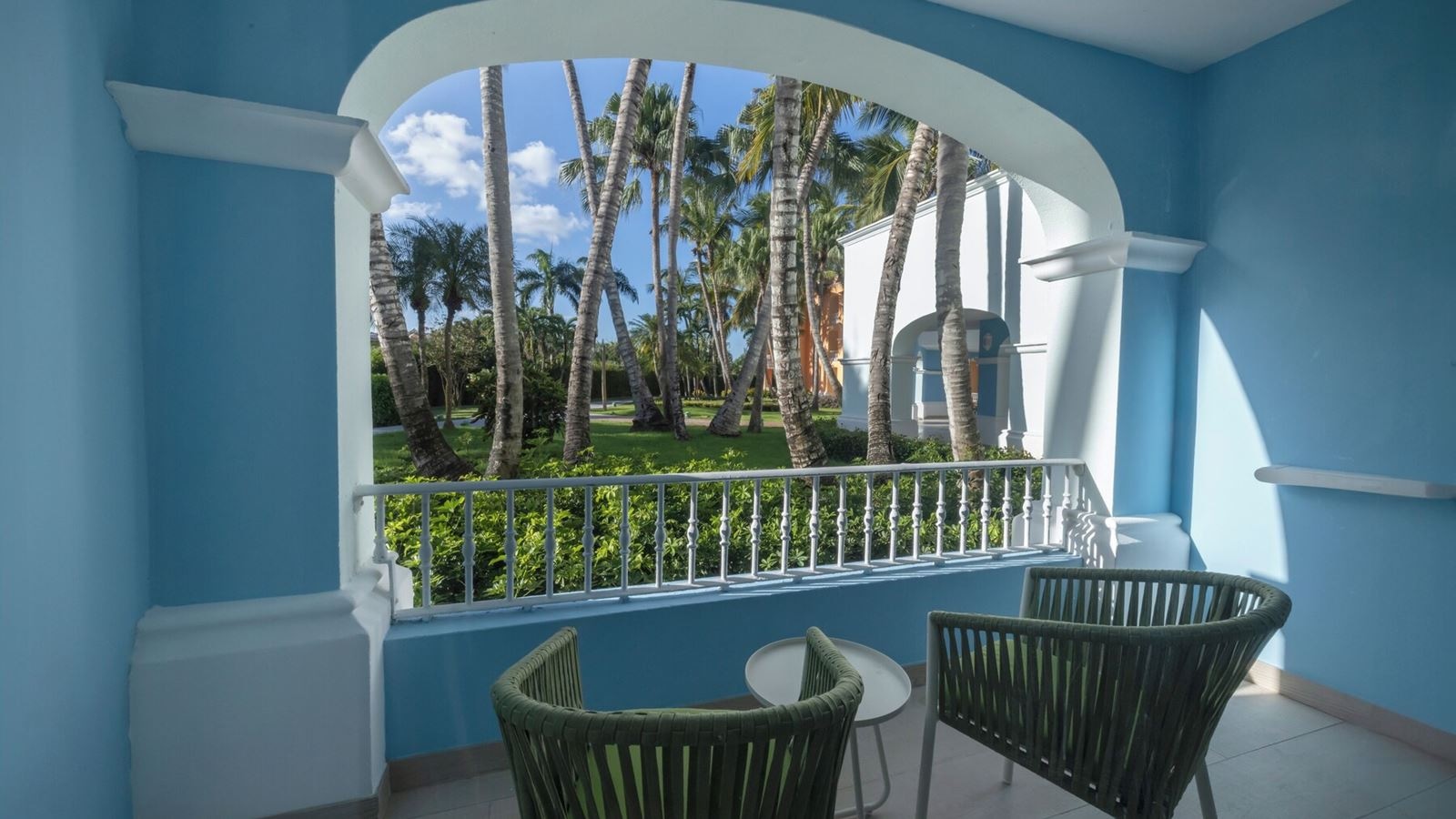 rooms-premium-superior-near-pool