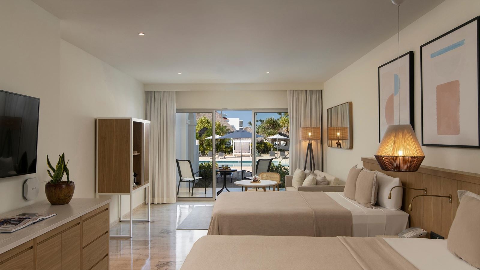 rooms-the-reserve-junior-suite-swim-up