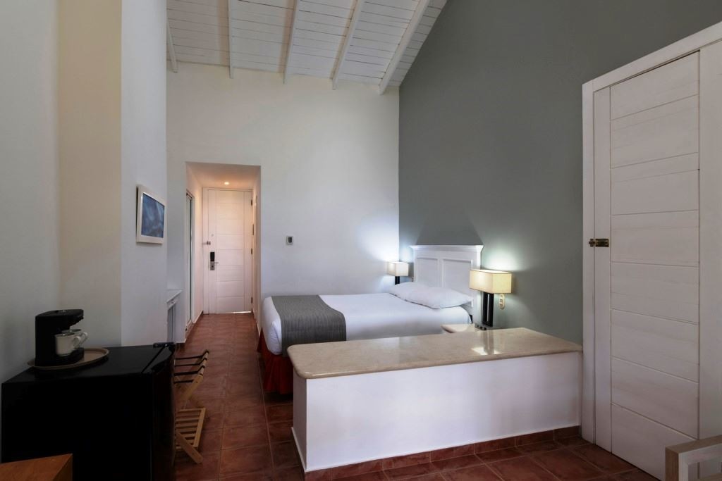 rooms-club-two-bedroom-bungalow-su2