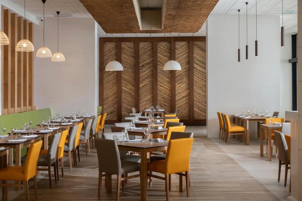 restaurants-main-restaurant