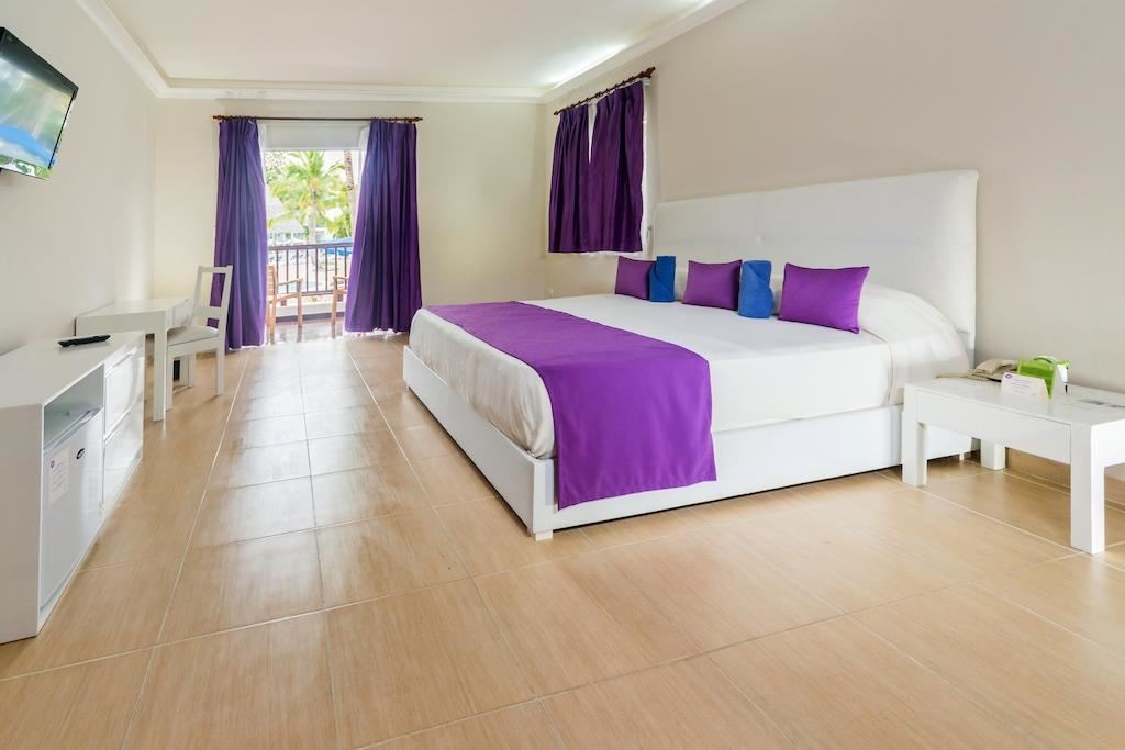 rooms-standard-garden-side