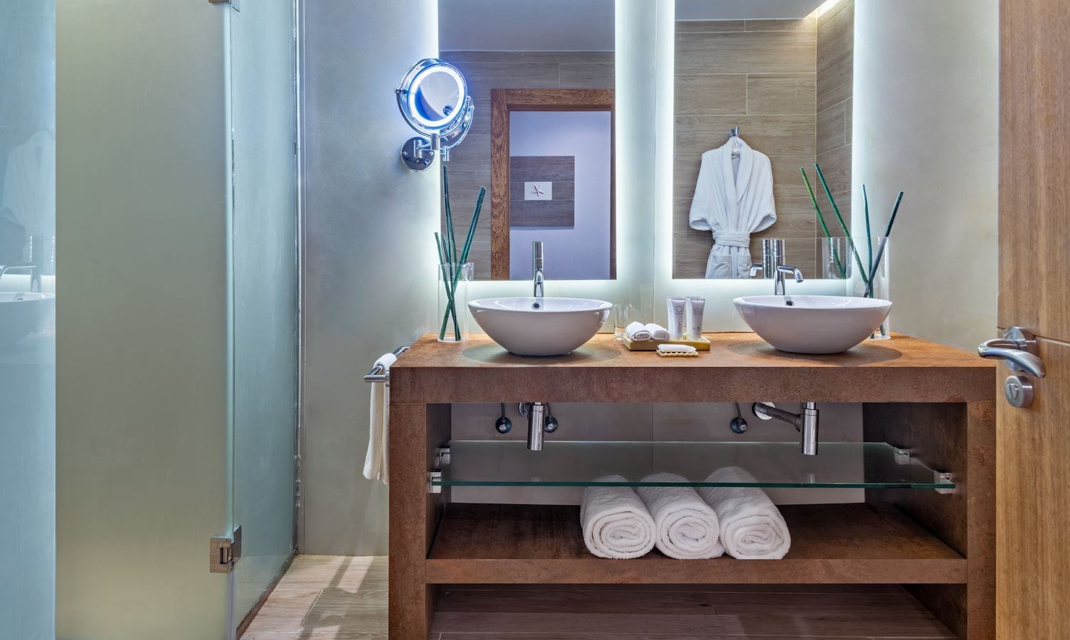 rooms-premium-luxury-junior-suite-ocean-view