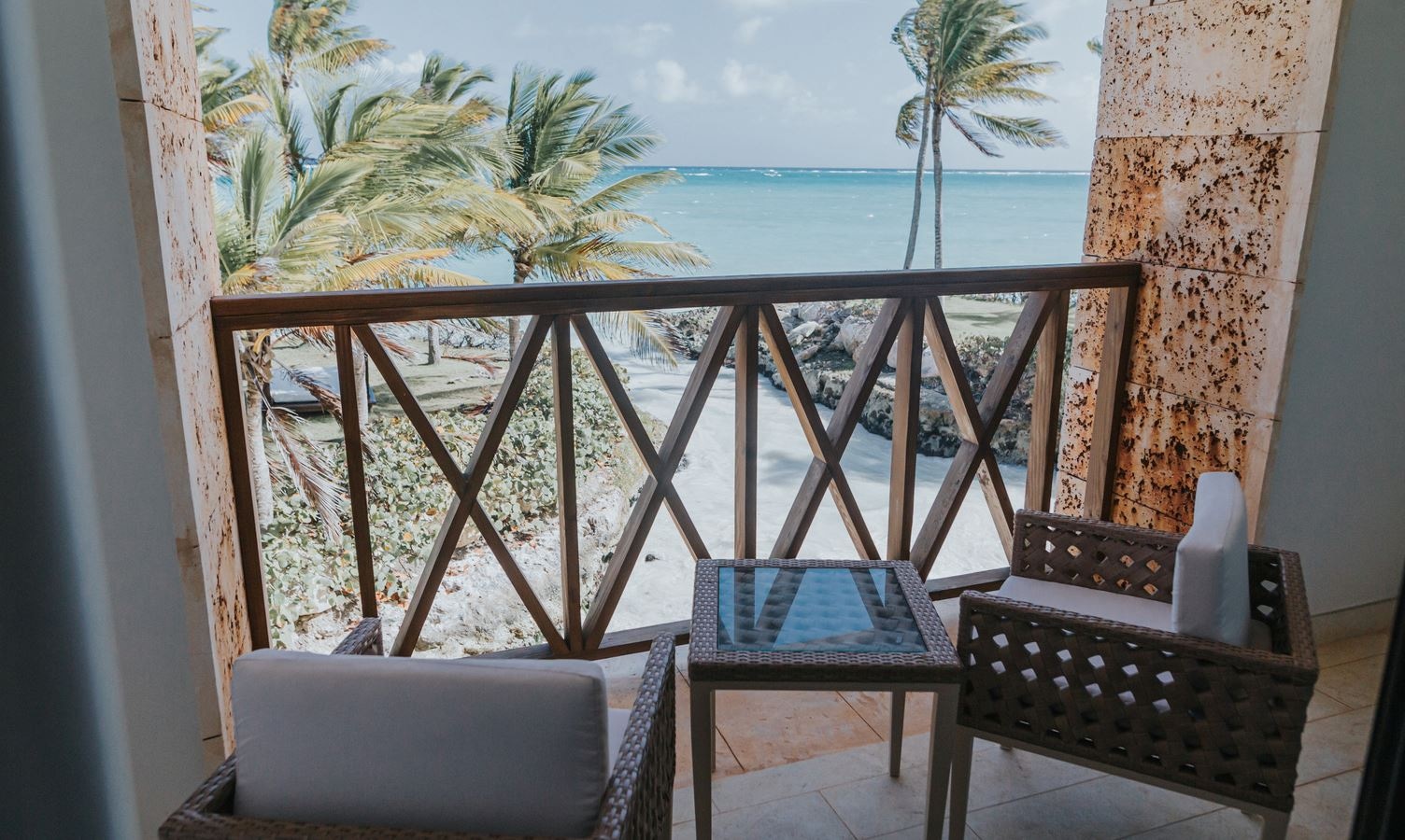 rooms-castle-suite-ocean-front