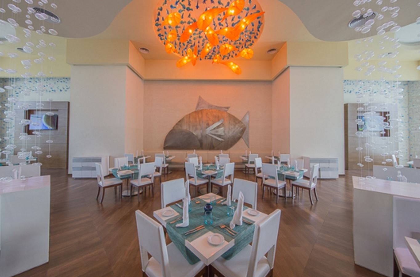 restaurants-under-the-sea