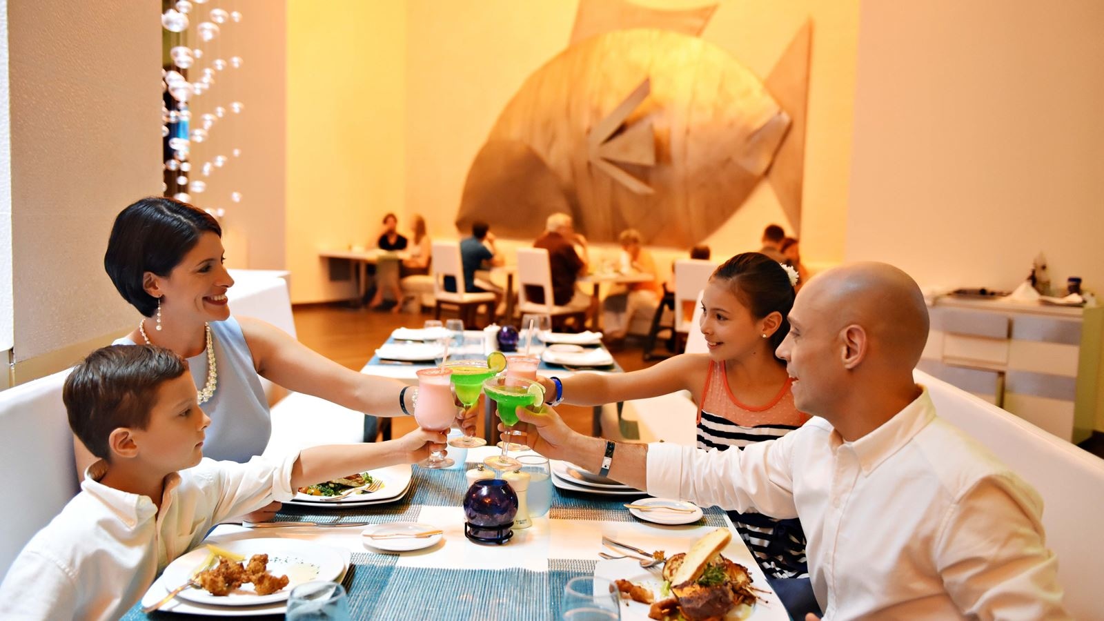 restaurants-under-the-sea