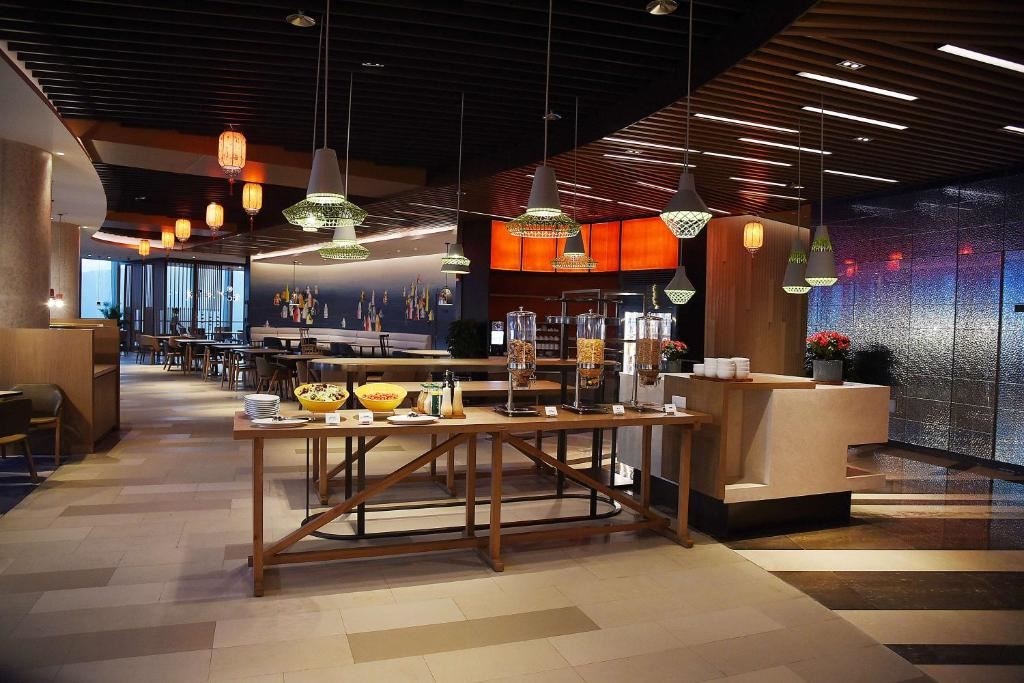 restaurants-main-restaurant