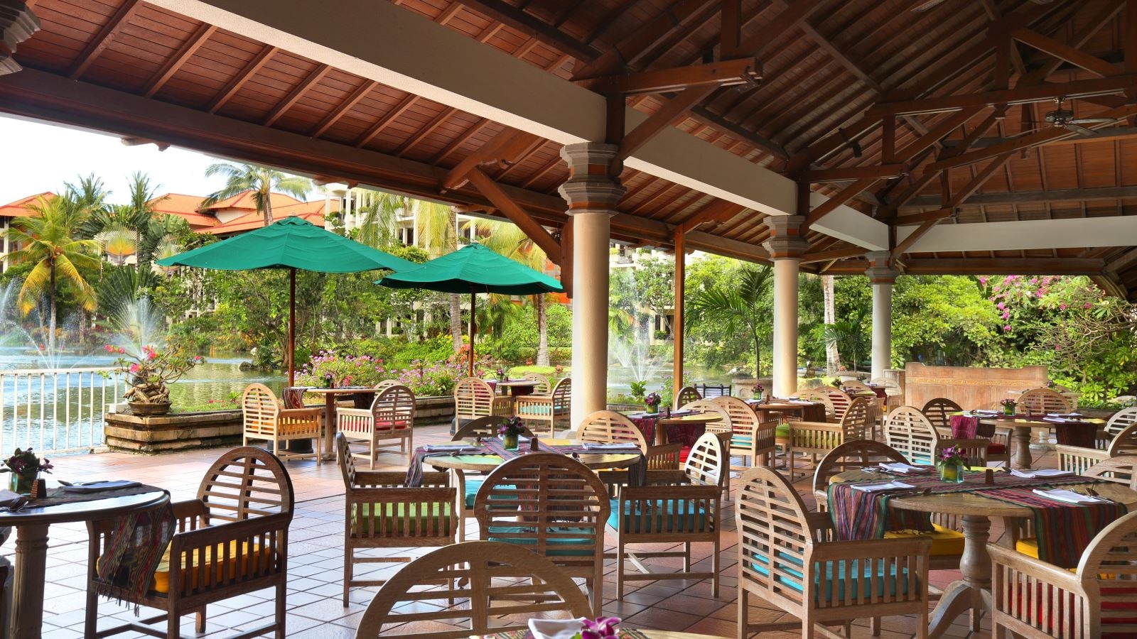 restaurants-waterfall