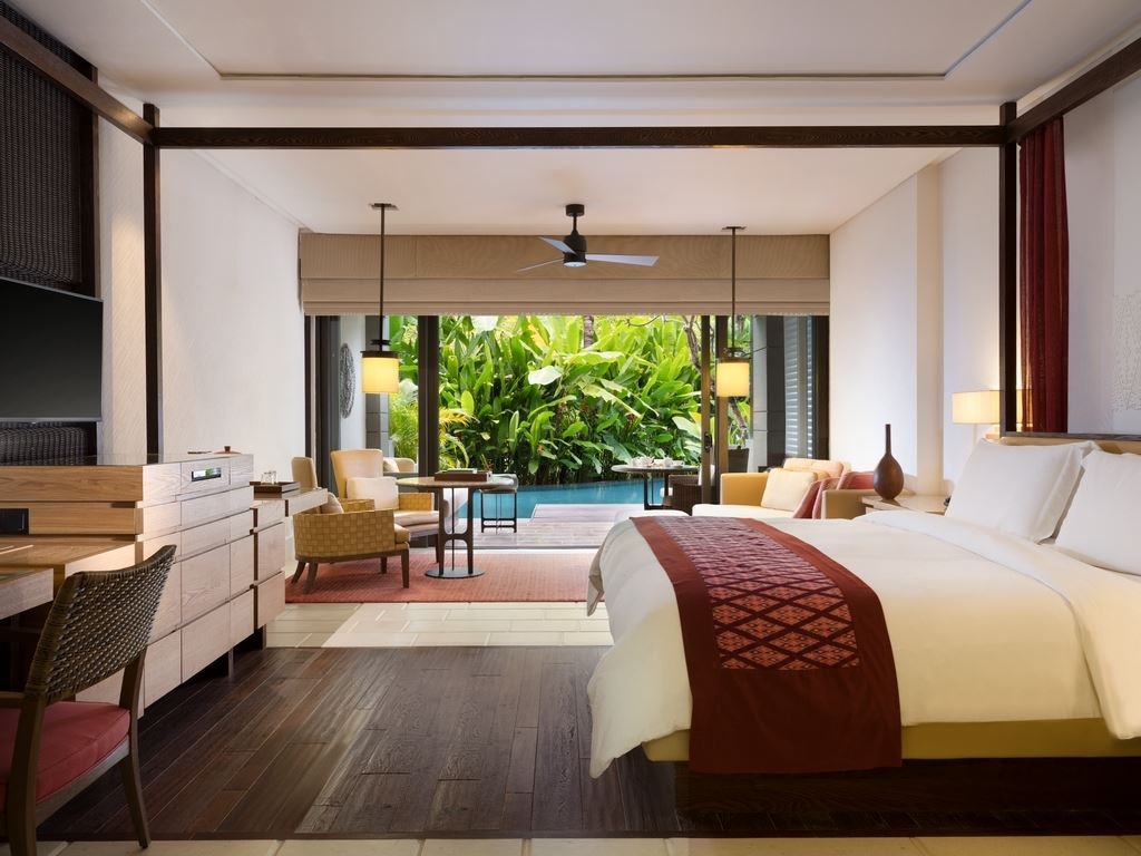 rooms-sawangan-junior-suite-with-pool-access