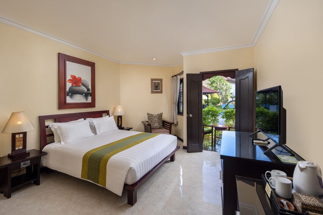 rooms-superior-pool-access