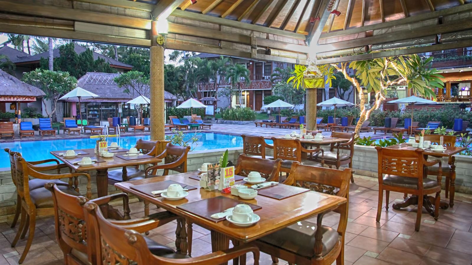 restaurants-tanah-lot-restaurant