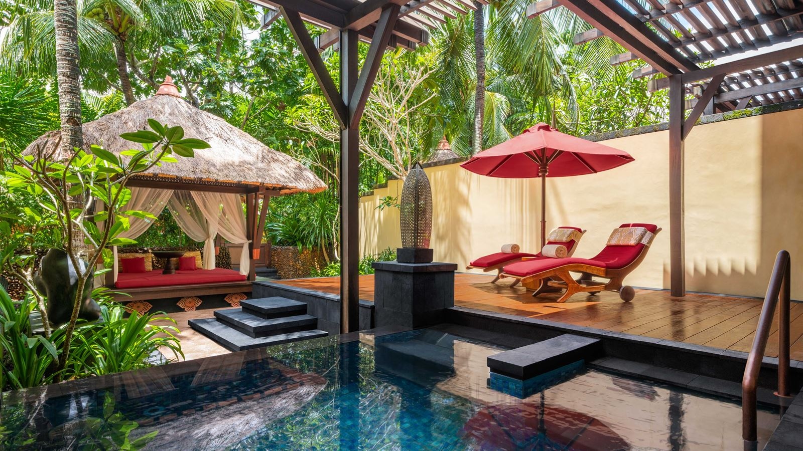 rooms-pool-villa-suite