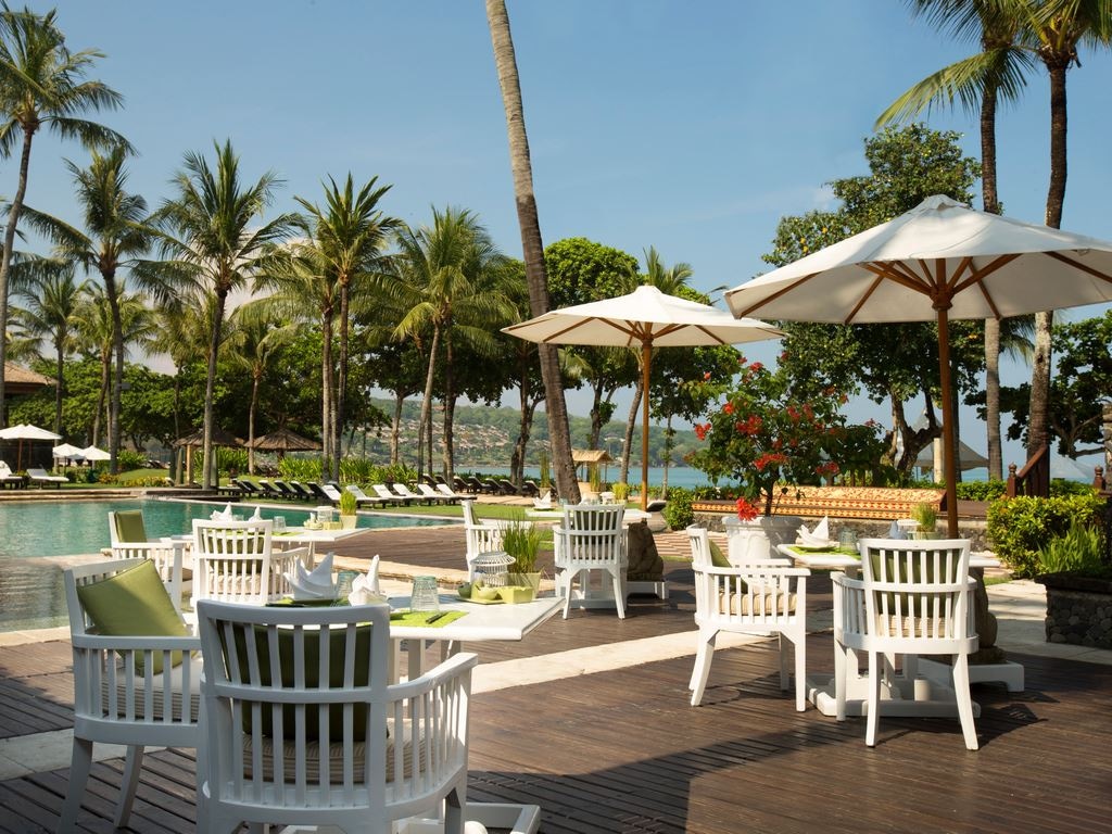 restaurants-jimbaran-garden