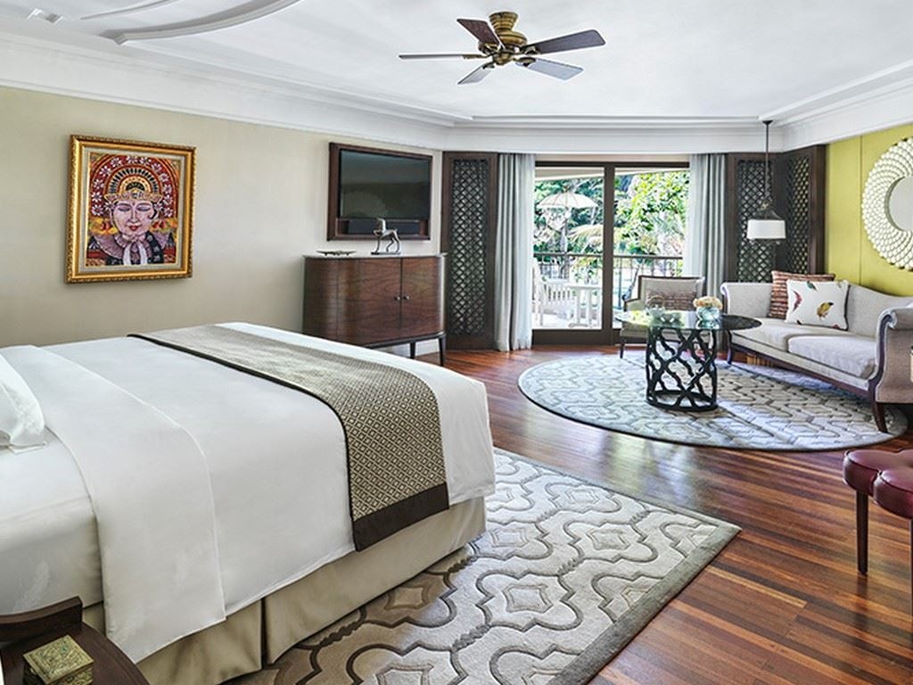 rooms-premium-club-lounge-access-garden-view-balcony