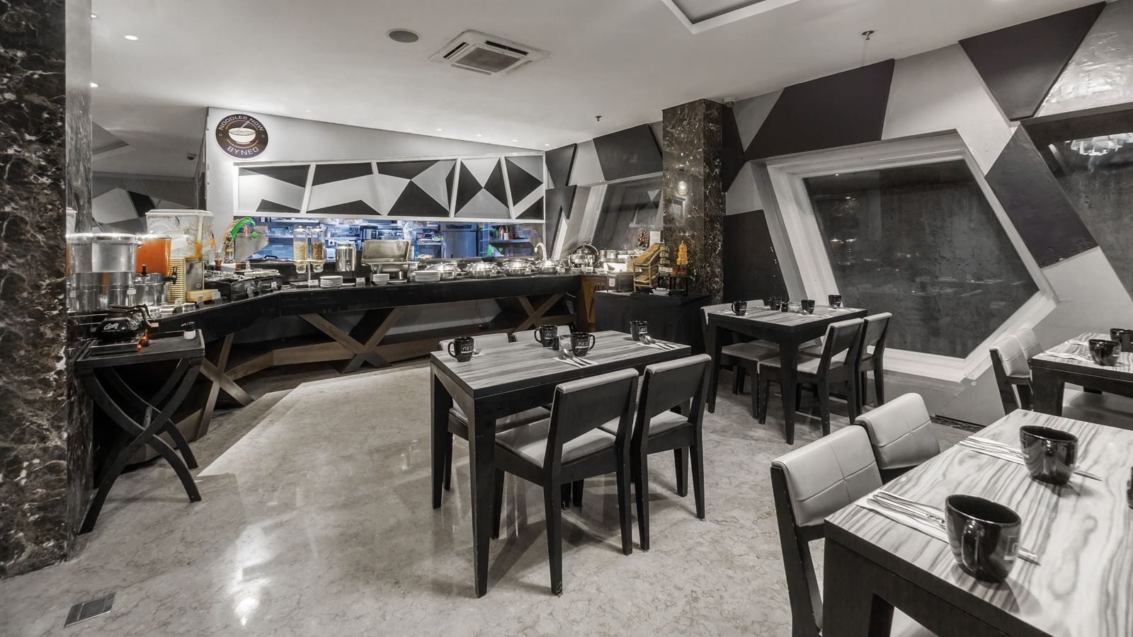 restaurants-noodles-now-cafe