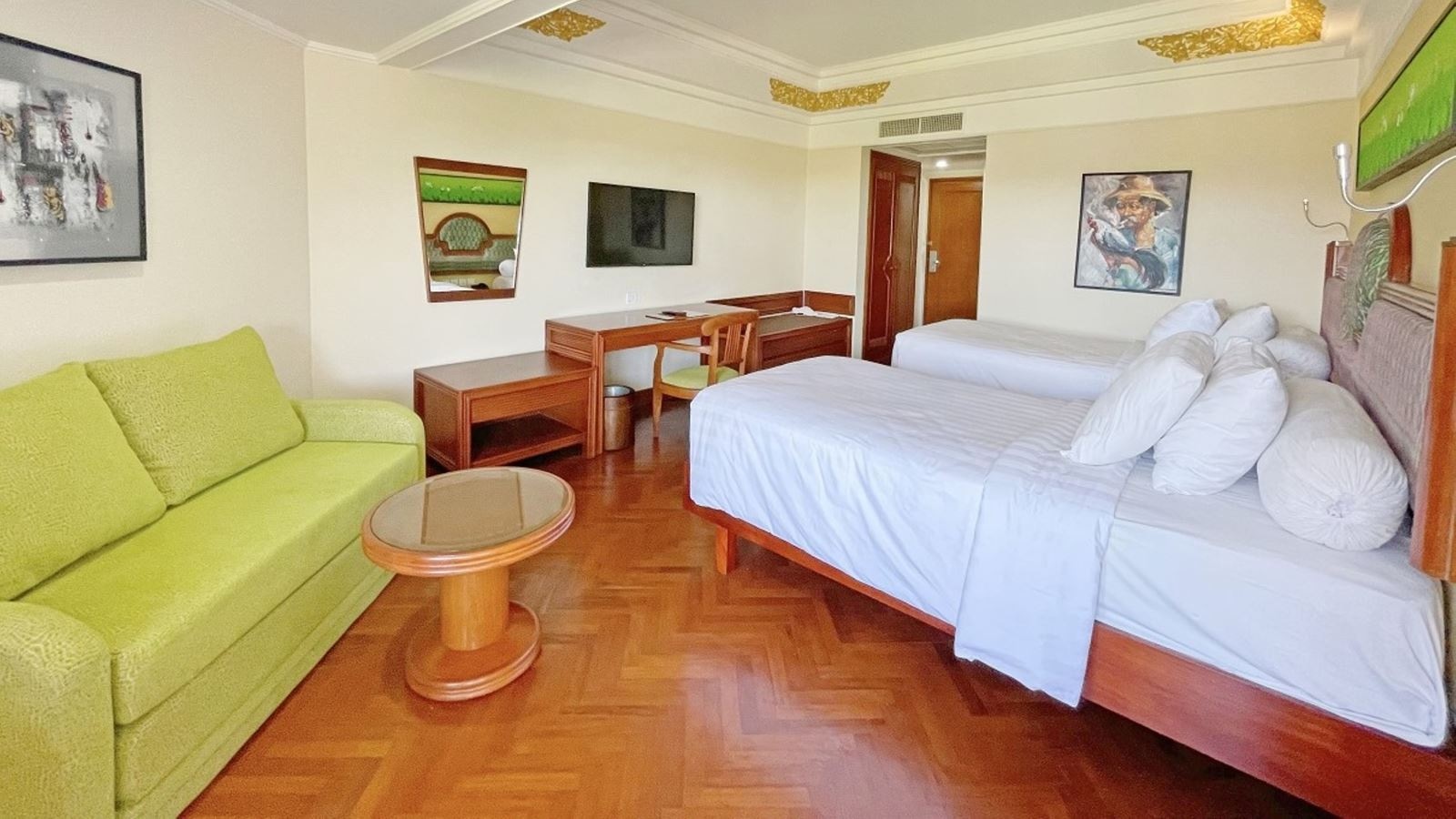 rooms-deluxe-garden-view