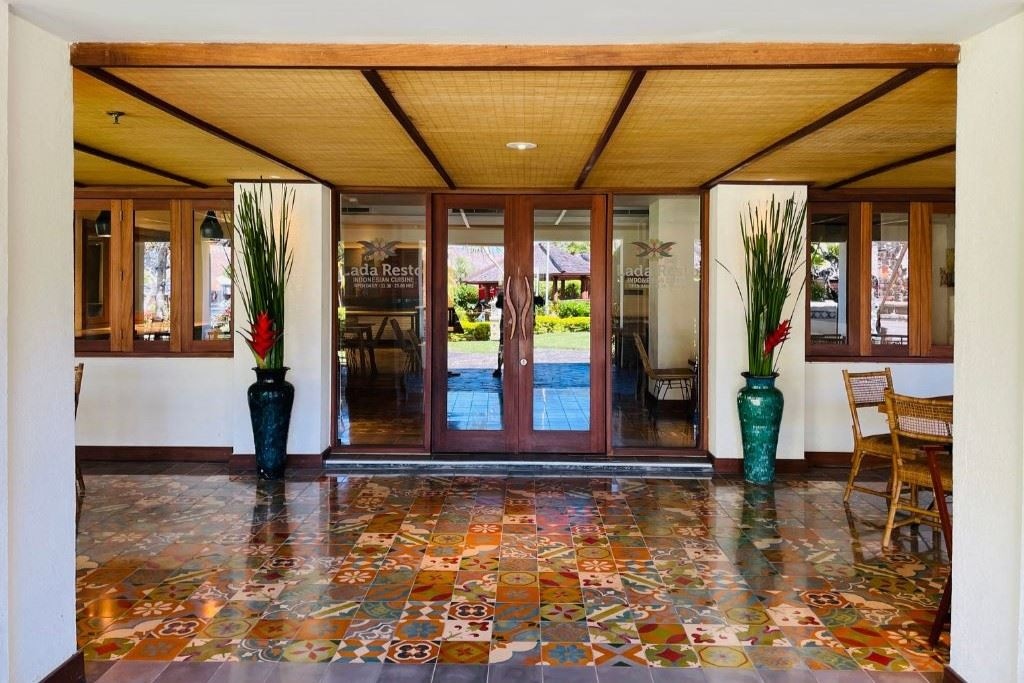 restaurants-lada-resto