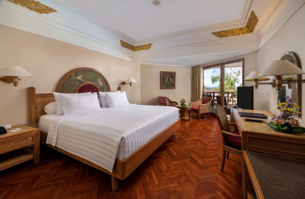 rooms-deluxe-sea-view