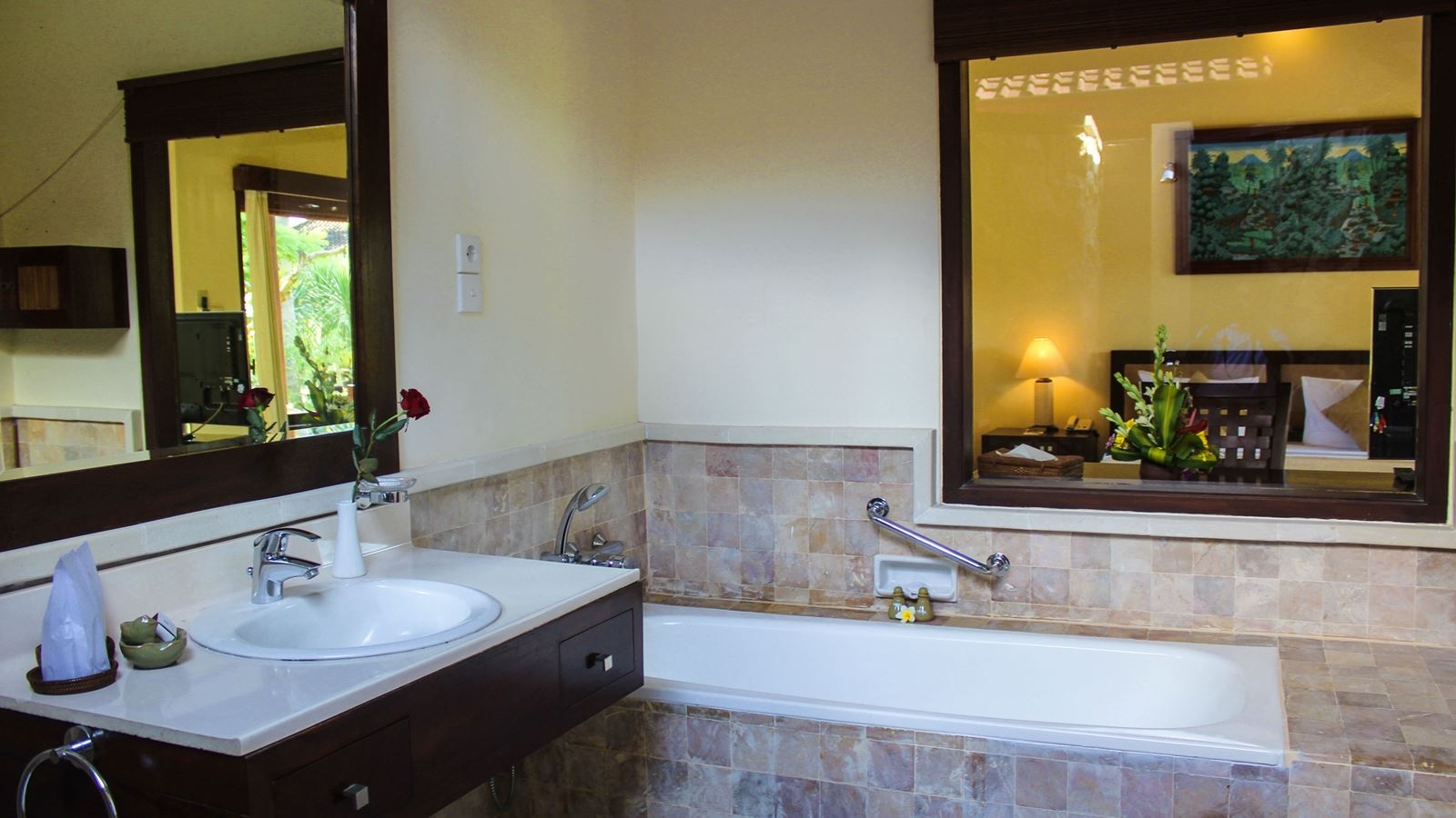 rooms-deluxe-garden-view