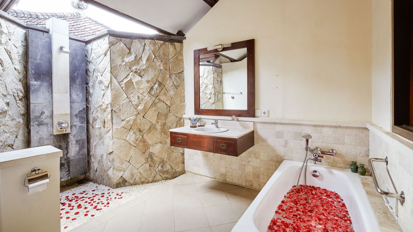 rooms-deluxe-sea-view