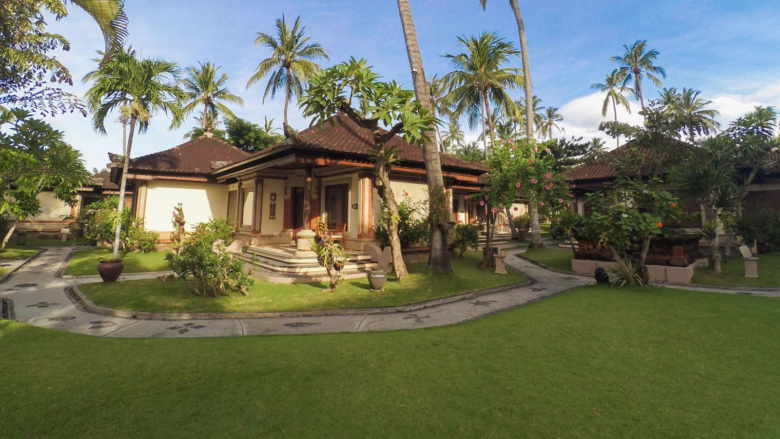 rooms-deluxe-garden-view