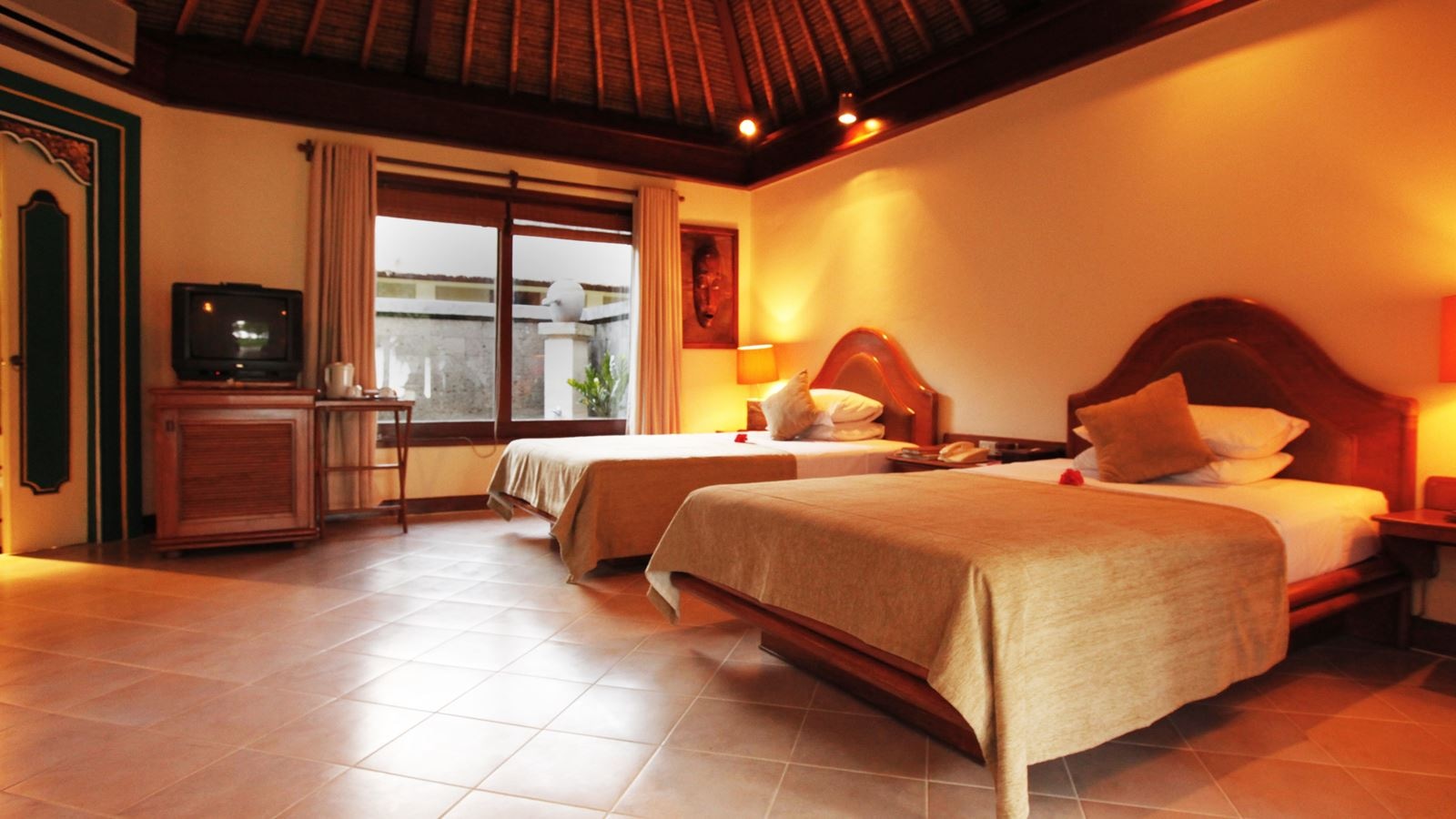 rooms-superior-garden-pool-villa