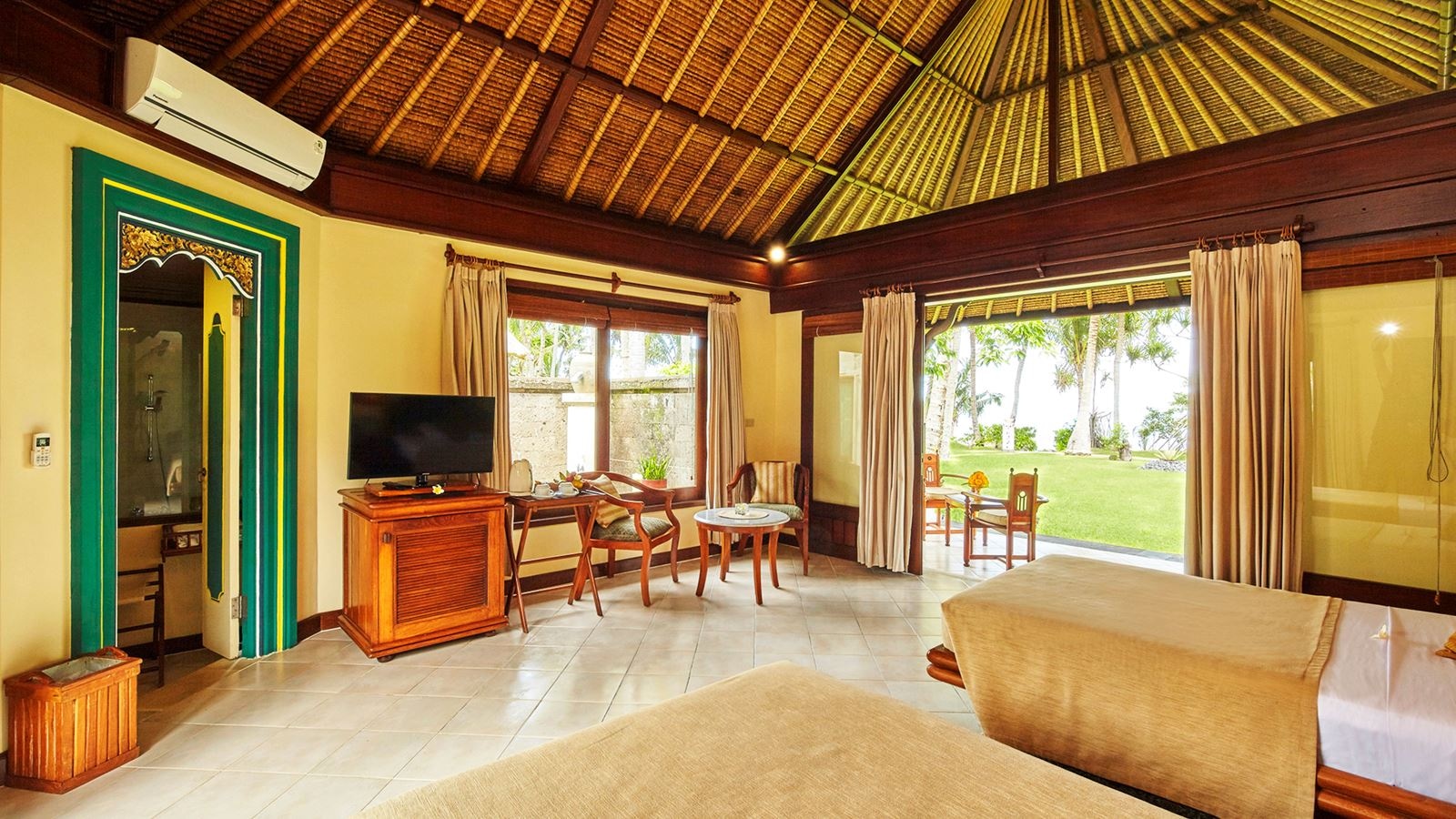 rooms-deluxe-ocan-view-villa