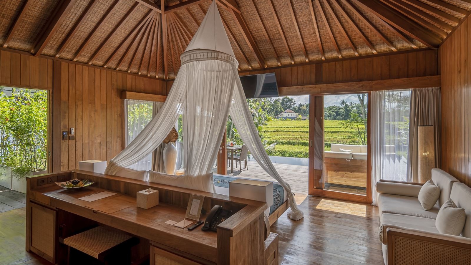 rooms-deluxe-pool-villa