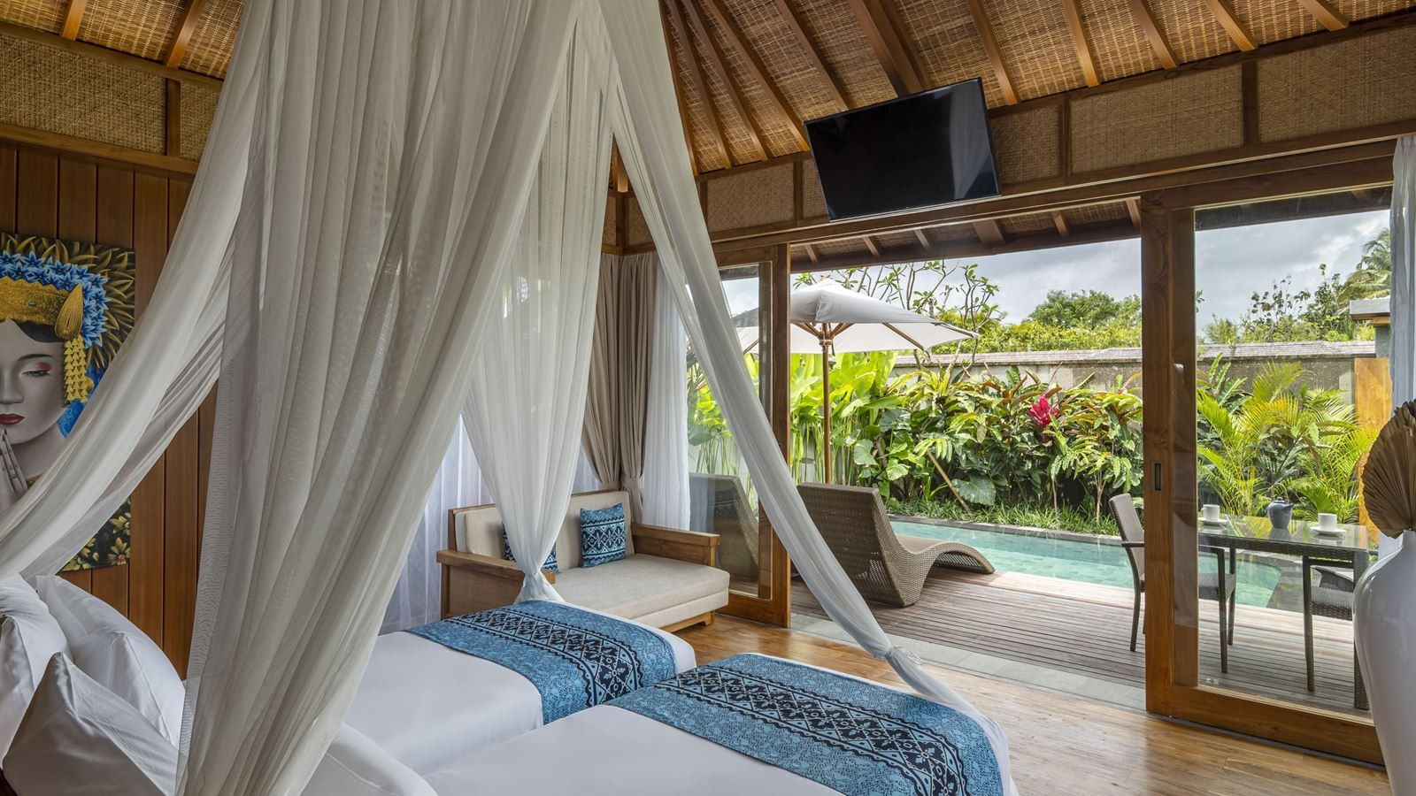 rooms-one-bedroom-pool-villa