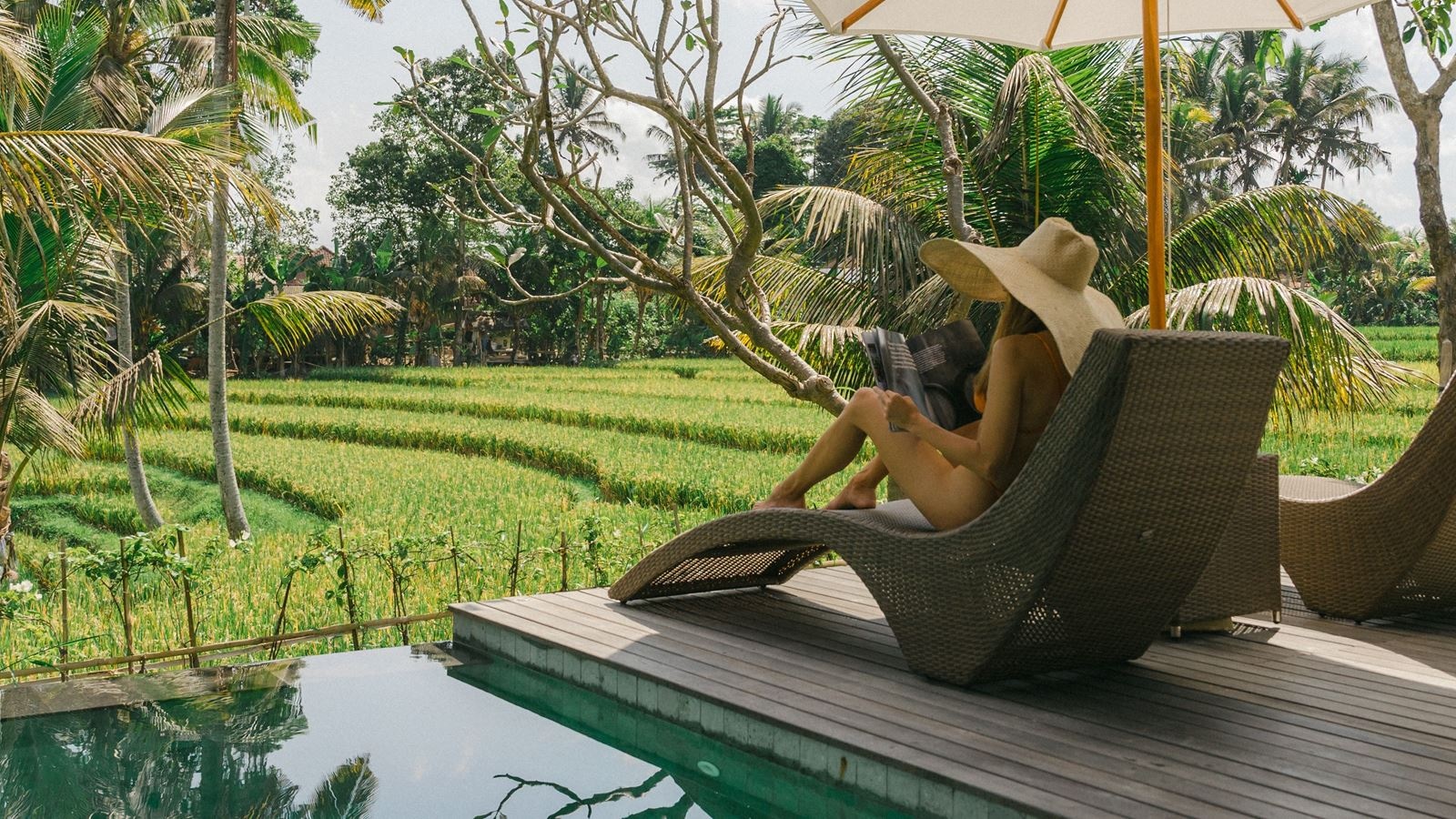 rooms-one-bedroom-pool-villa--rice-paddy-view-