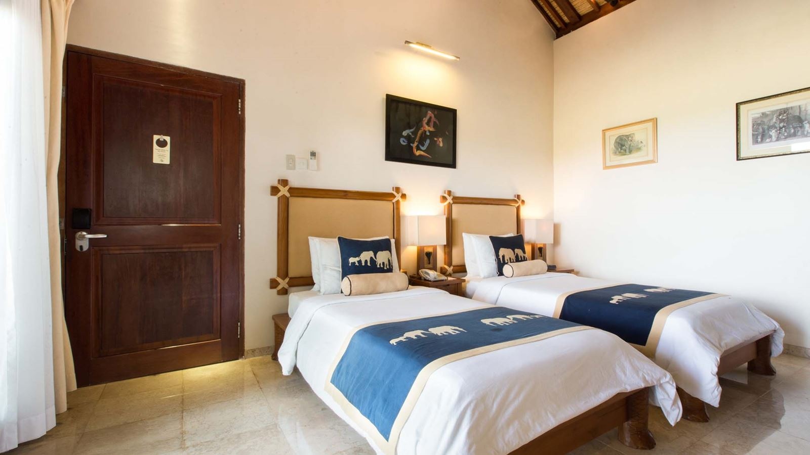 rooms-paddy-view-room