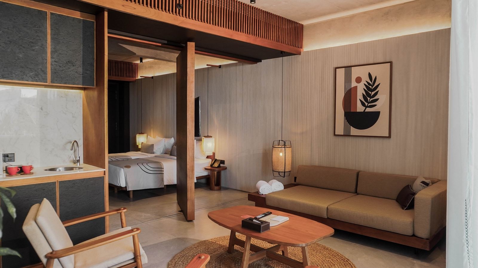 rooms-premier-pool-suite-plus