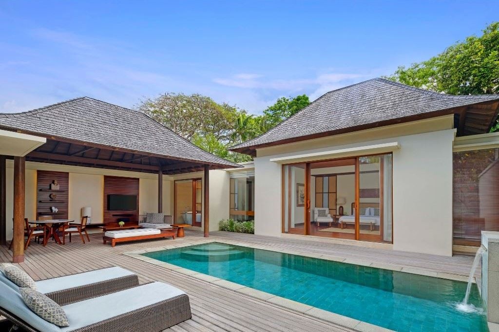 rooms-one-bedroom-deluxe-pool-villa