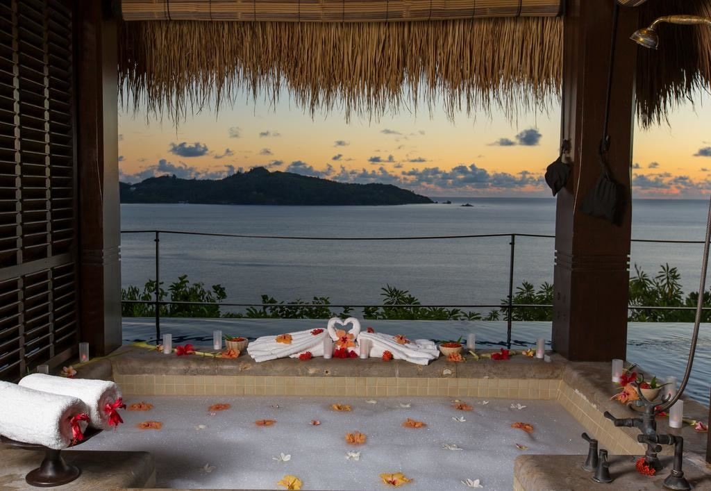 rooms-ocean-view-pool-villa