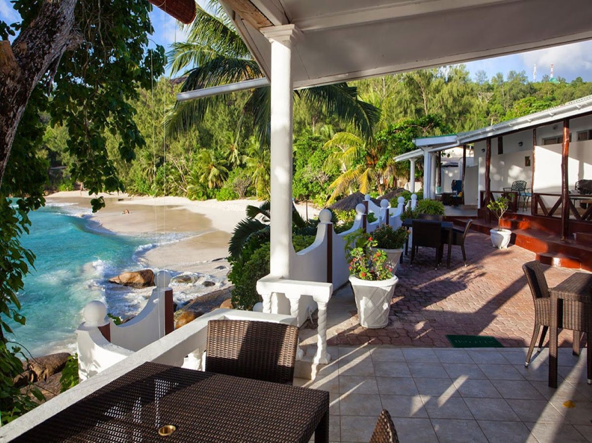 restaurants-the-deck